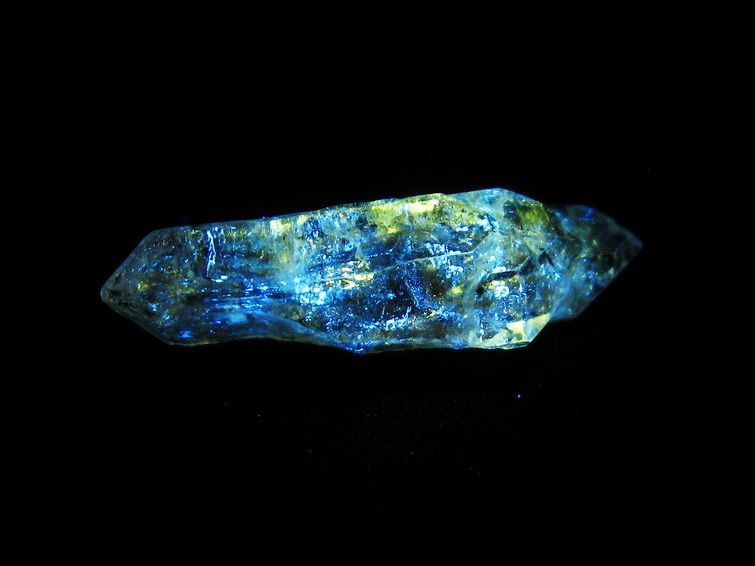 オイルインクォーツ 原石 石油入り 水晶 171-5086