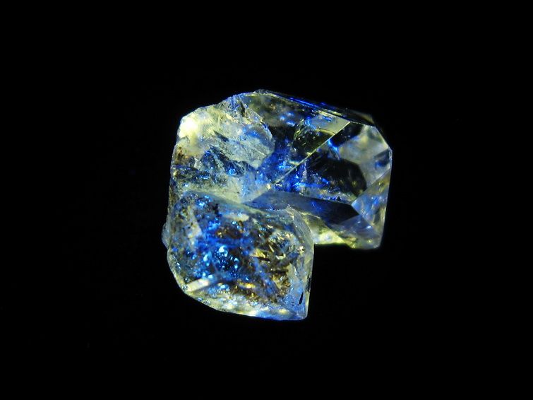 オイルインクォーツ 原石 石油入り 水晶 171-5089