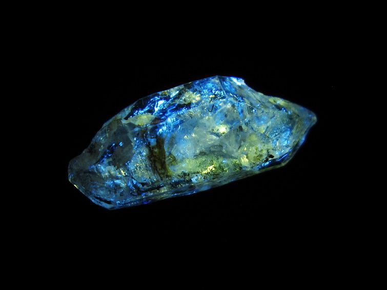 オイルインクォーツ 原石 石油入り 水晶 171-5094
