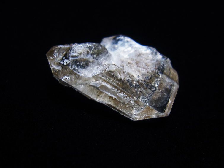 オイルインクォーツ 原石 石油入り 水晶 171-5101