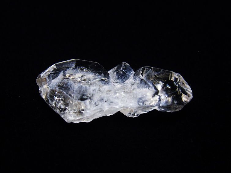 オイルインクォーツ 原石 石油入り 水晶 171-5111