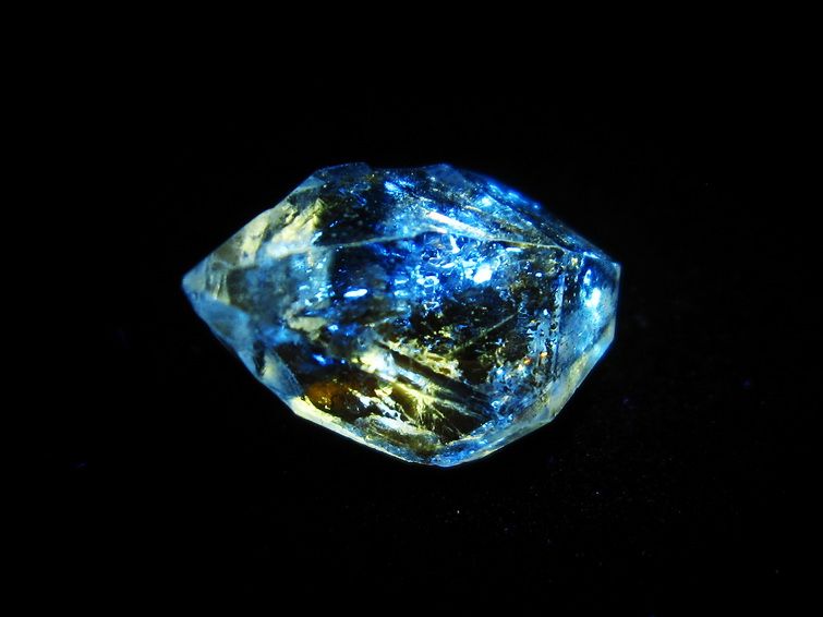 オイルインクォーツ 原石 石油入り 水晶 171-5115