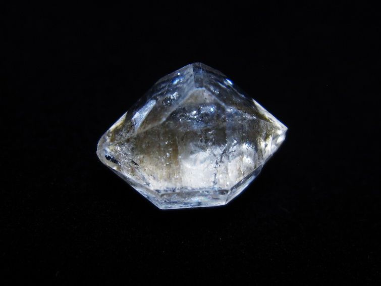 オイルインクォーツ 原石 石油入り 水晶 171-5118