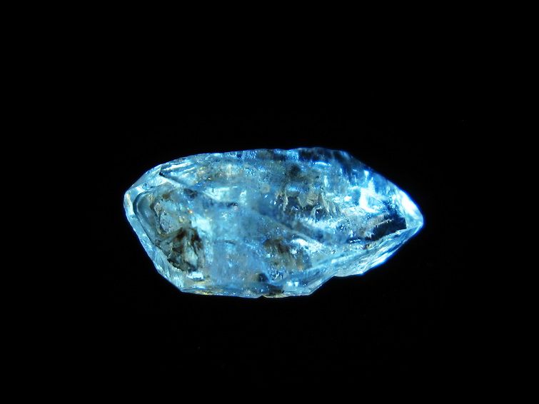 オイルインクォーツ 原石 石油入り 水晶 171-5130
