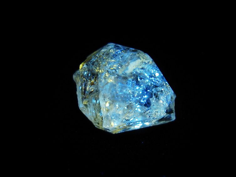 オイルインクォーツ 原石 石油入り 水晶 171-5138
