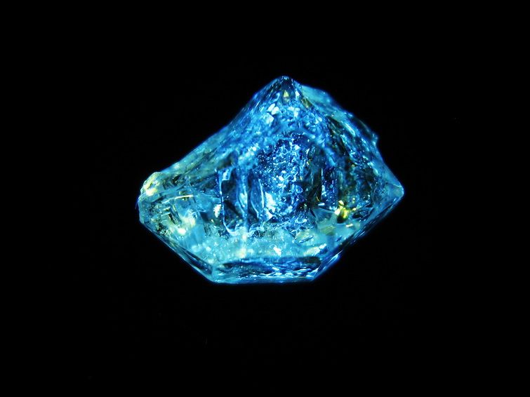 オイルインクォーツ 原石 石油入り 水晶 171-5140