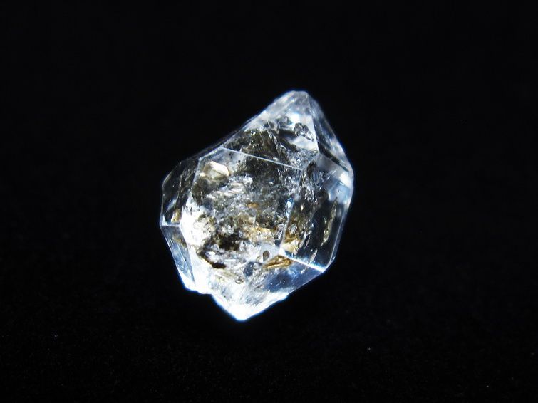 オイルインクォーツ 原石 石油入り 水晶 171-5140