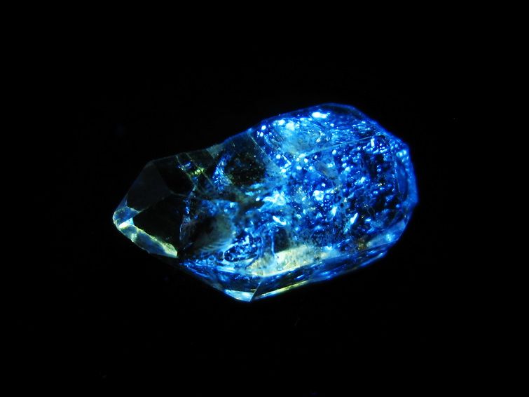 オイルインクォーツ 原石 石油入り 水晶 171-5141