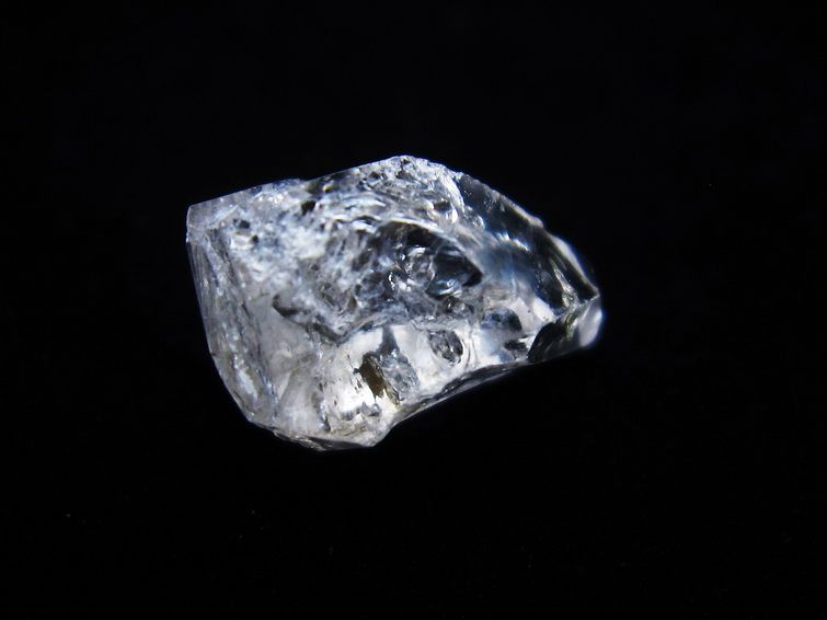 オイルインクォーツ 原石 石油入り 水晶 171-5148
