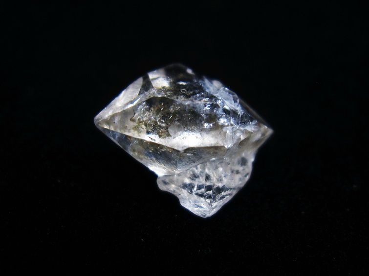オイルインクォーツ 原石 石油入り 水晶 171-5149