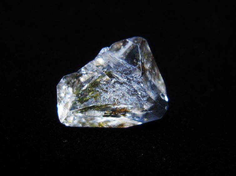 オイルインクォーツ 原石 石油入り 水晶 171-5160