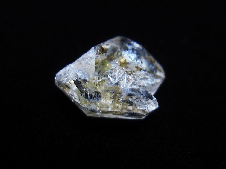 オイルインクォーツ 原石 石油入り 水晶 171-5161