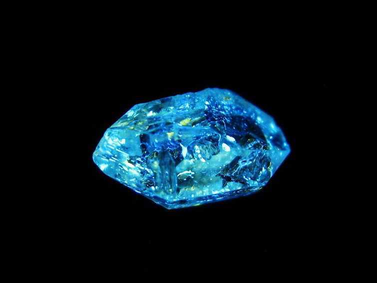 オイルインクォーツ 原石 石油入り 水晶 171-5167