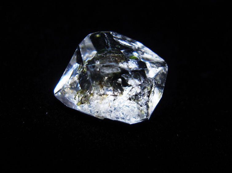 オイルインクォーツ 原石 石油入り 水晶 171-5174