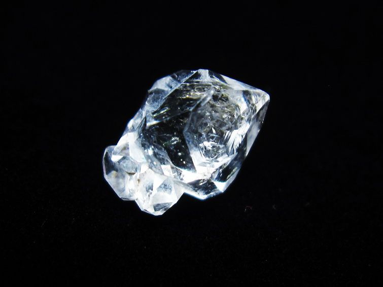 オイルインクォーツ 原石 石油入り 水晶 171-5176