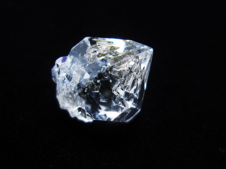 オイルインクォーツ 原石 石油入り 水晶 171-5182