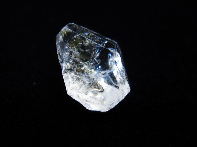 オイルインクォーツ 原石 石油入り 水晶 171-5187