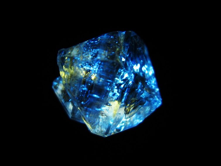 オイルインクォーツ 原石 石油入り 水晶 171-5190