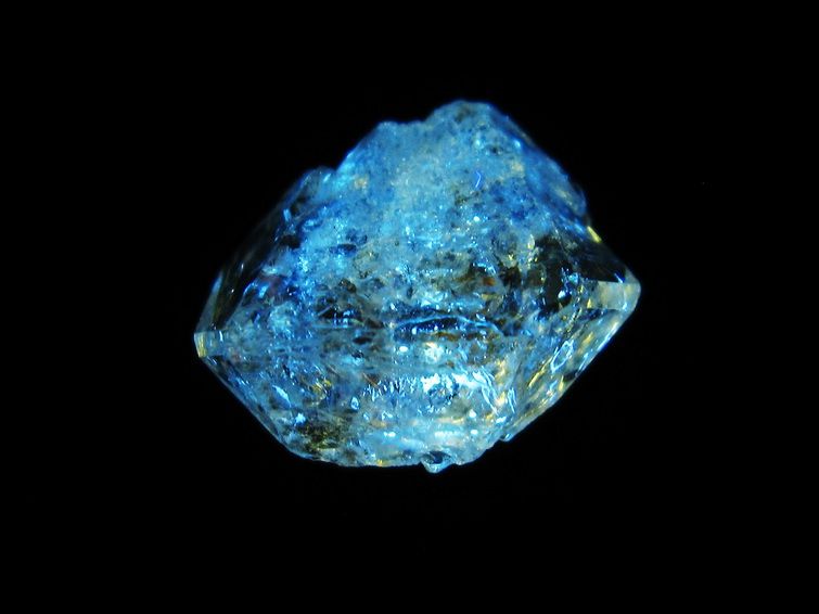 オイルインクォーツ 原石 石油入り 水晶 171-5199