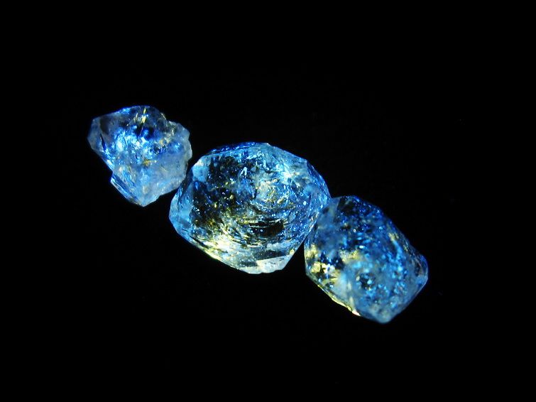 オイルインクォーツ 原石 石油入り 水晶 171-5212