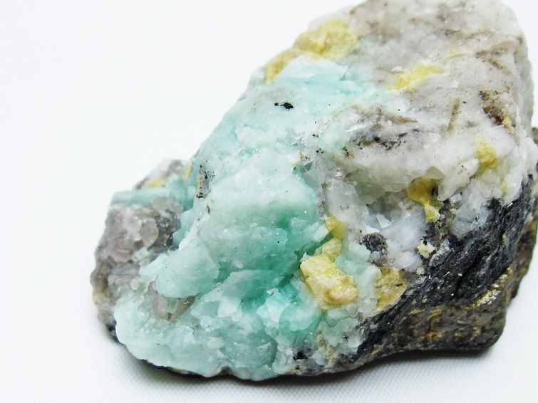 エメラルド 原石 一点物 171-5552