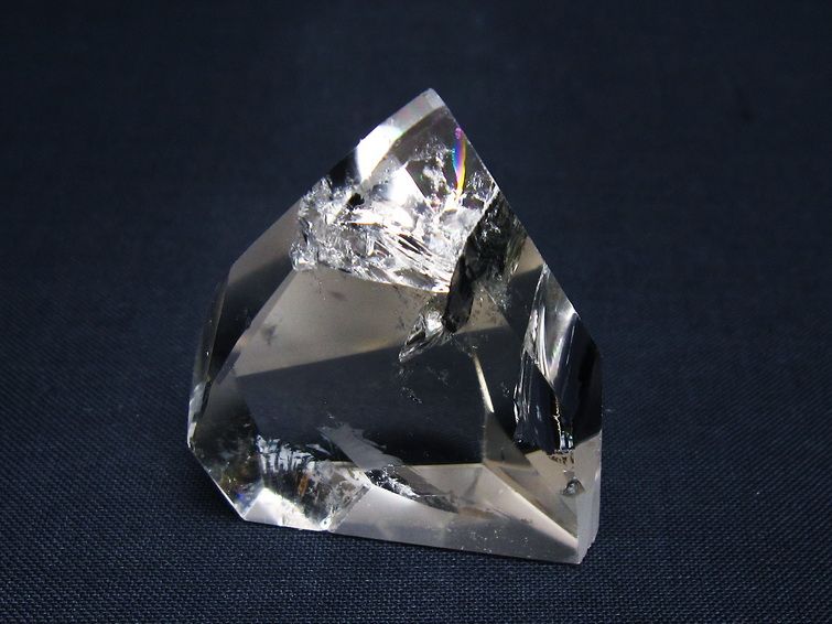水晶 原石 虹入り 一点物 171-5997