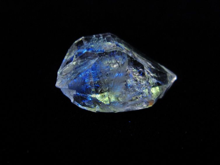 オイルインクォーツ 原石 石油入り 一点物 171-6325