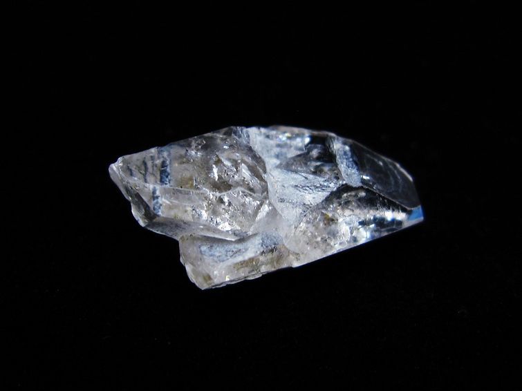 オイルインクォーツ 原石 石油入り 一点物 171-6360