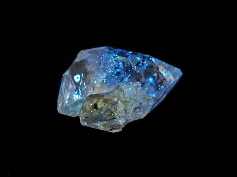 オイルインクォーツ 原石 石油入り 一点物 171-6383