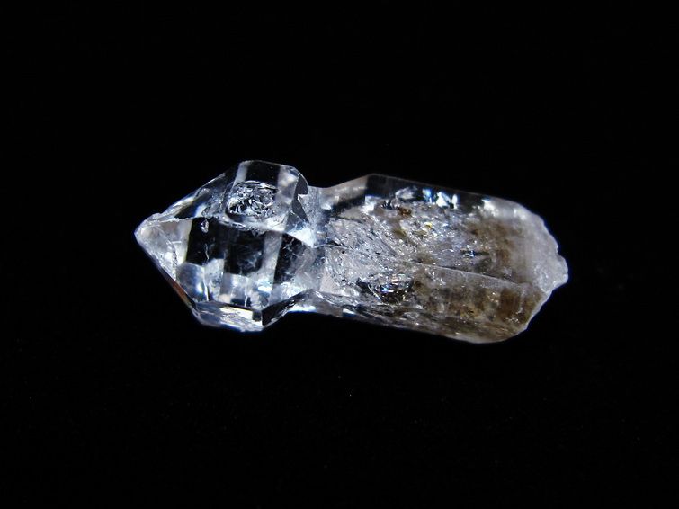 オイルインクォーツ 原石 石油入り 一点物 171-6397