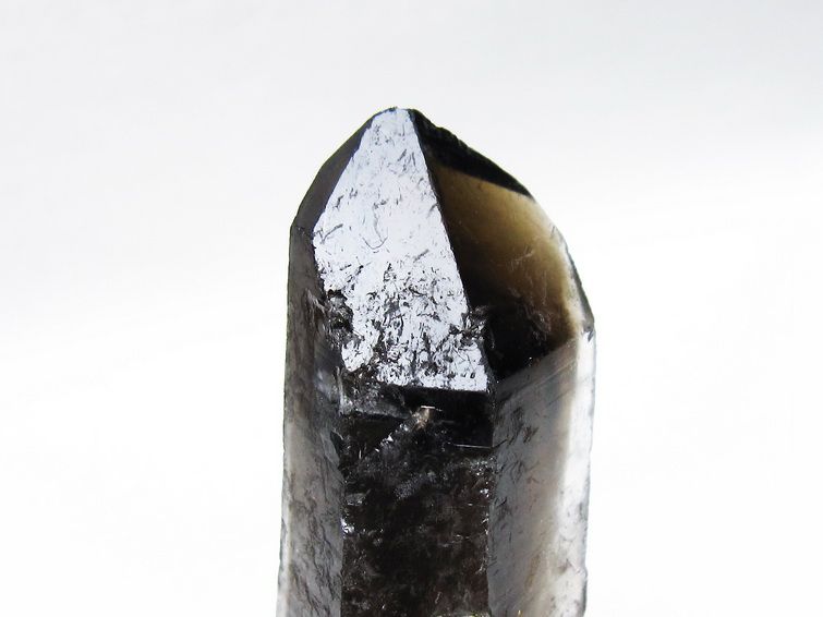 モリオン 黒水晶 原石 ブラジル産 一点物 171-6604