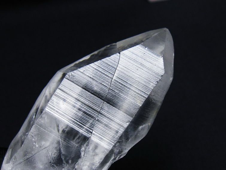 レムリアンシード 水晶 原石 ブラジル ミナスジェライス州 コリント産 一点物 171-6920