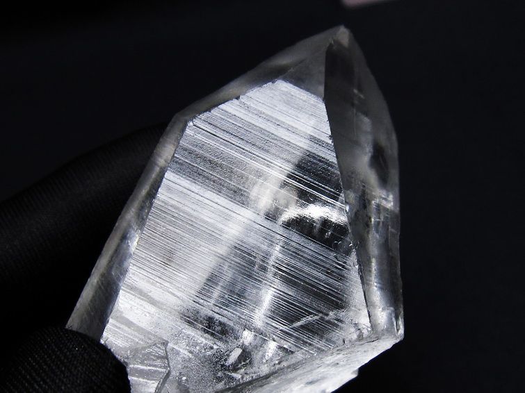 レムリアンシード 水晶 原石 ブラジル ミナスジェライス州 コリント産 一点物 171-6923