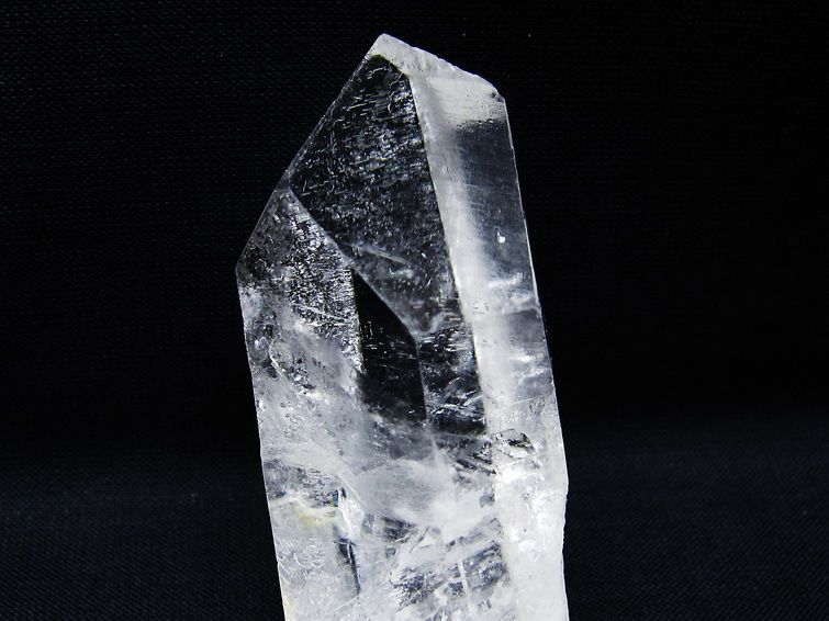 水晶 原石 アーカンソー産 一点物 171-7104