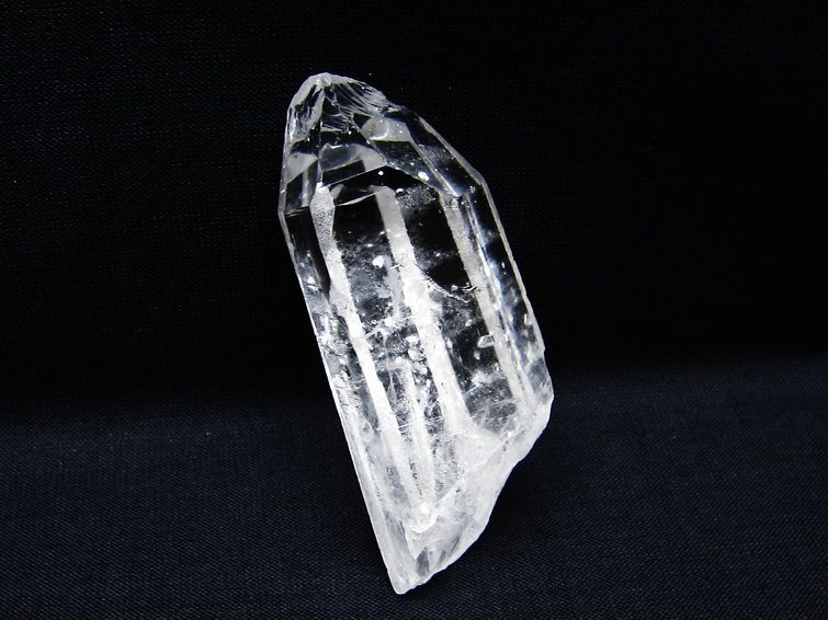 水晶 原石 アーカンソー産 一点物 171-7106