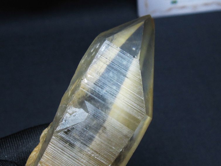 シトリンクォーツ 原石 ポイント レムリアンシード水晶 ブラジル ミナスジェライス州 コリント産 一点物 171-7282