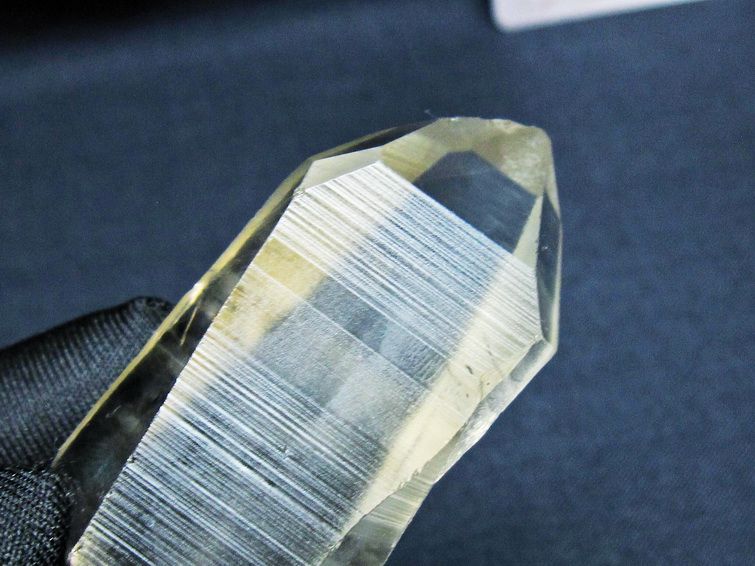 レムリアンシード スモーキークォーツ 原石 ブラジル ミナスジェライス州 コリント産 一点物 171-7454