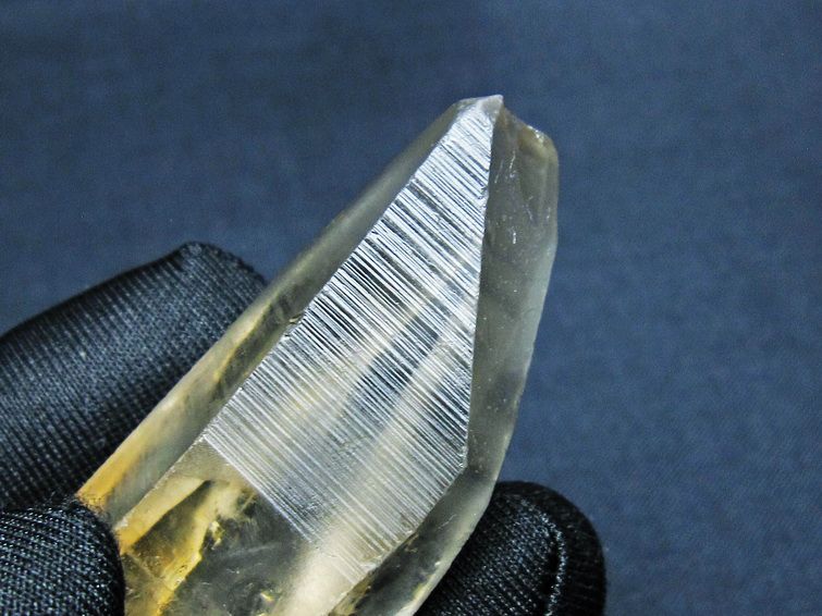 レムリアンシード スモーキークォーツ 原石 ブラジル ミナスジェライス州 コリント産 一点物 171-7455