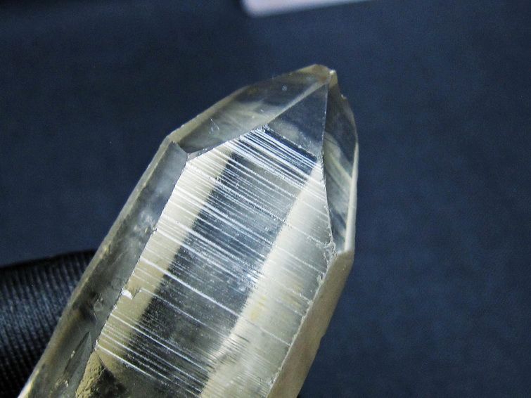レムリアンシード スモーキークォーツ 原石 ブラジル ミナスジェライス州 コリント産 一点物 171-7457