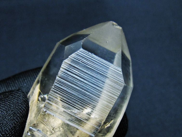 レムリアンシード スモーキークォーツ 原石 ブラジル ミナスジェライス州 コリント産 一点物 171-7464