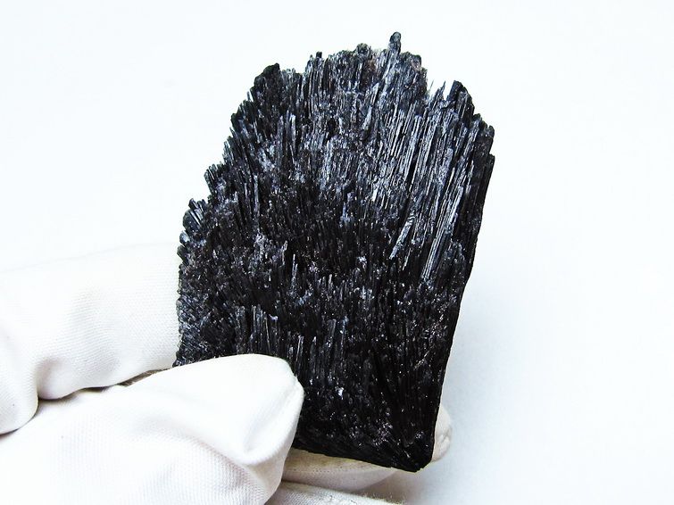 ブラック カイヤナイト 原石 一点物 171-7505