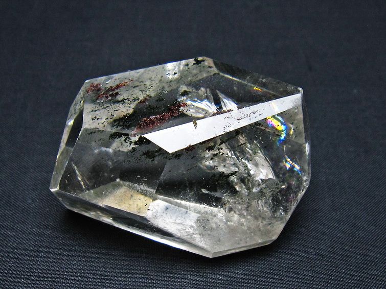 グリーンファントム 原石 虹入り ファントムクォーツ 一点物 171-7739