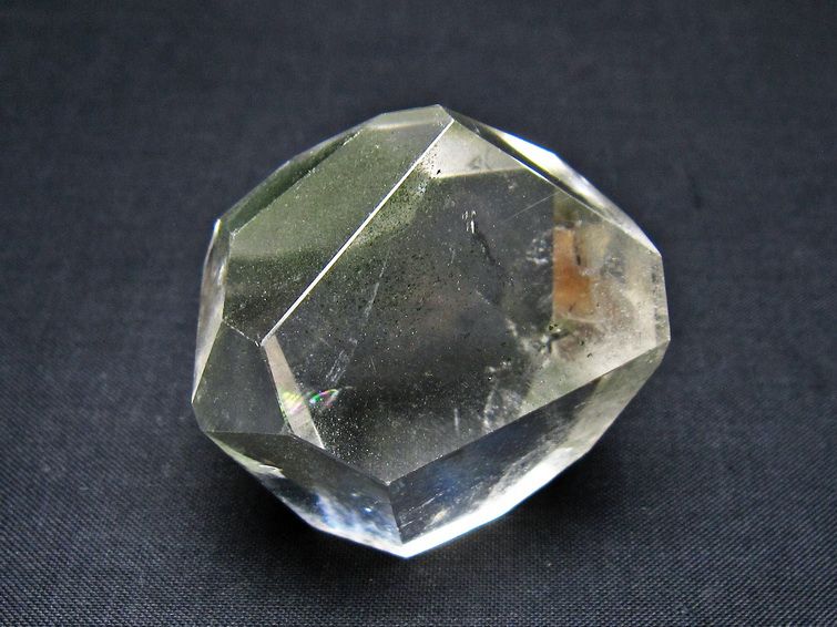 グリーンファントム 原石 ファントムクォーツ 一点物 171-7774