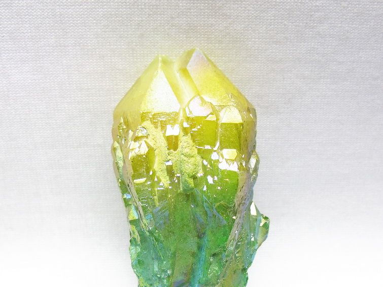 オーラクリスタル 原石 マルチカラー エレスチャル オーラ水晶 一点物 171-8777