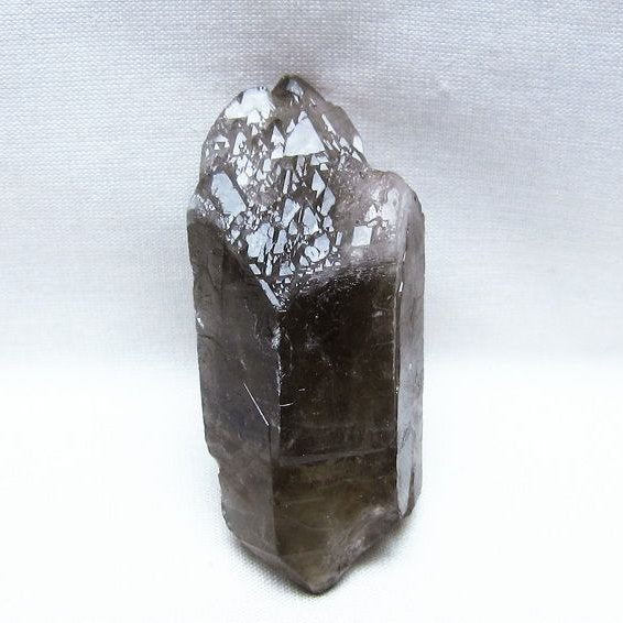 黒水晶 原石 モリオン 原石 ブラジル産 一点物 171-9655