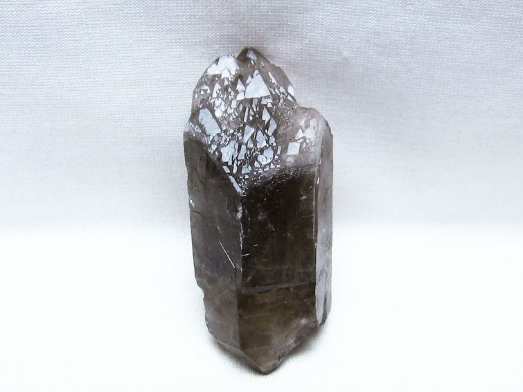 黒水晶 原石 モリオン 原石 ブラジル産 一点物 171-9655