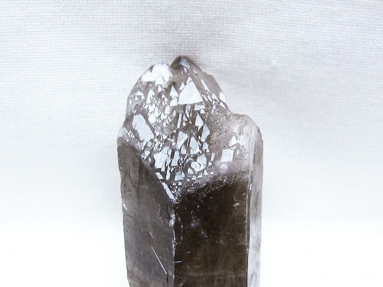 黒水晶 原石 モリオン 原石 ブラジル産 一点物 171-9655