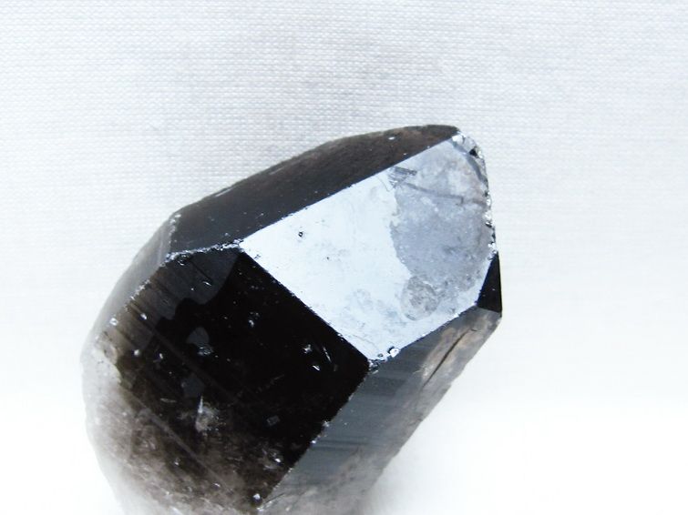 黒水晶 原石 モリオン 原石 ブラジル産 一点物 171-9662