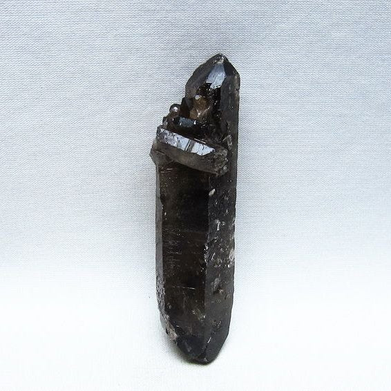 黒水晶 原石 モリオン 原石 ブラジル産 一点物 171-9680