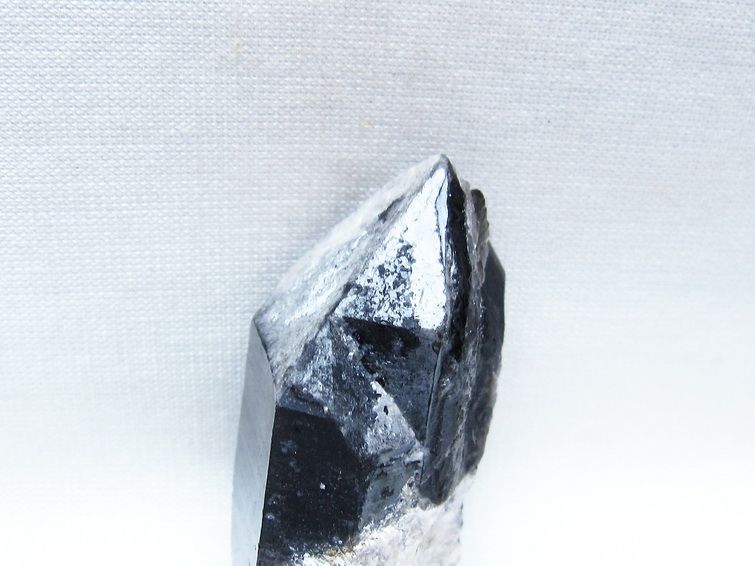 モリオン 黒水晶 原石 山東省産 一点物 171-9790